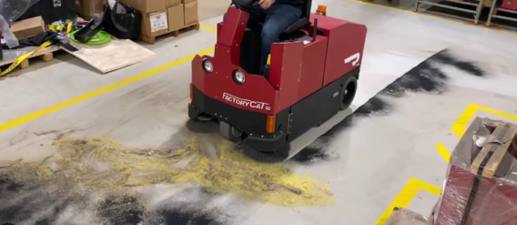 Industrial floor sweeper for warehouses TR 2.0 - Beta Solutions Ltd